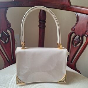 Elegant Cream Handbag with Gold Accents - Vintage 60s